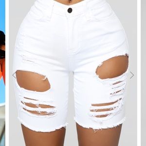 NWT White gone fishing distressed Bermuda shorts